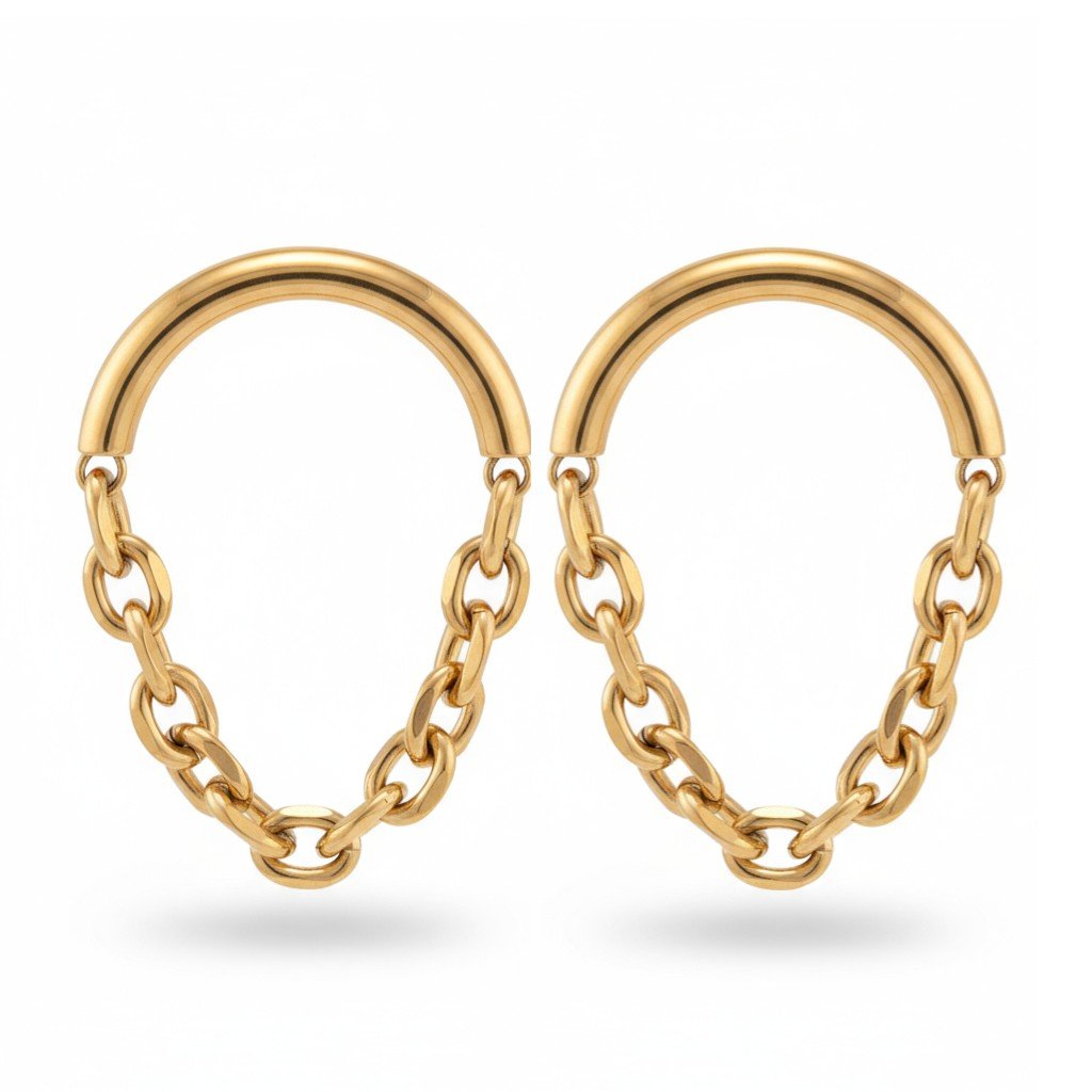 Golden Chain – Apzeltīti lieli nagliņauskari ar ķēdīti – apzeltītas rotaslietas | Tavas Rotas